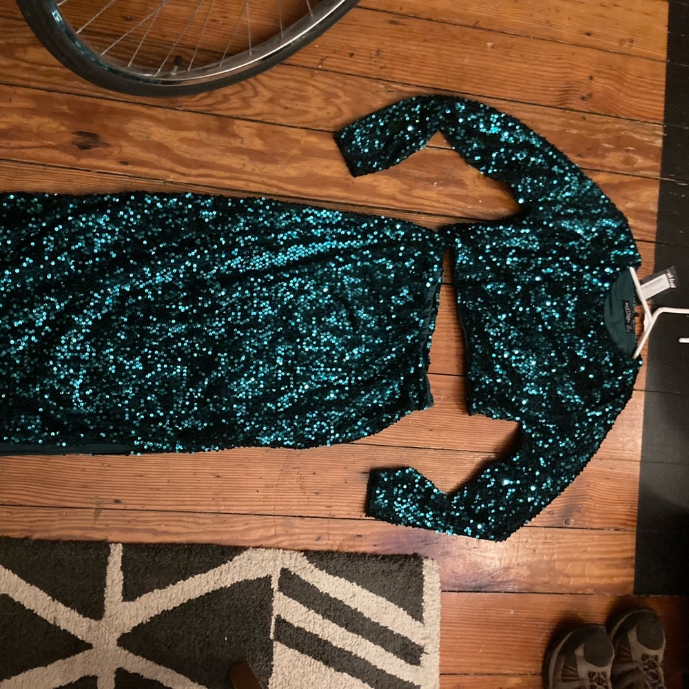 Velvet sequin long sleeve cut out maxi dress from Nasty Gal